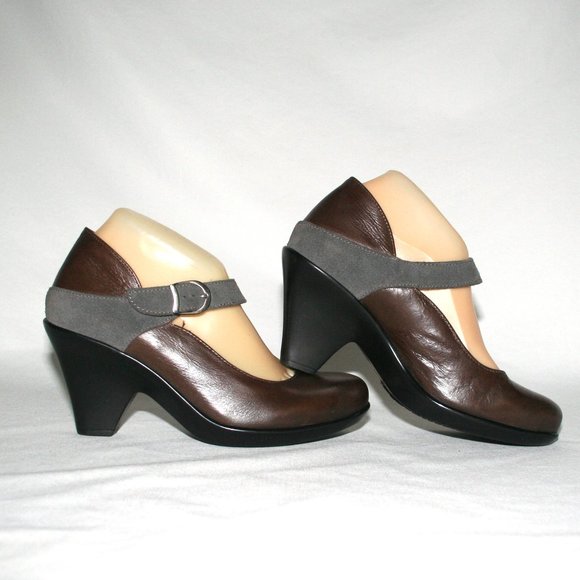 DROMEDARIS Leather Pumps Brown & Gray Closed 3 1/4" Heels with Padded Insoles - Picture 6 of 10
